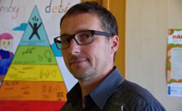 Príhovor riaditeľa: Sami sme slabí, spoločne sme pavučinou dobra